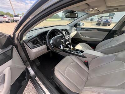 2018 Hyundai SONATA SEL - Photo 5 - Newark, IL 60541