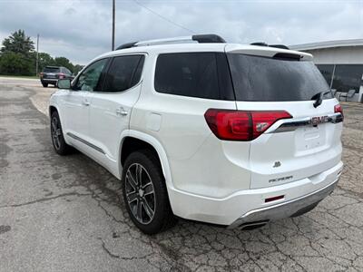 2017 GMC Acadia Denali - Photo 2 - Newark, IL 60541