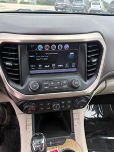 2017 GMC Acadia Denali - Photo 9 - Newark, IL 60541