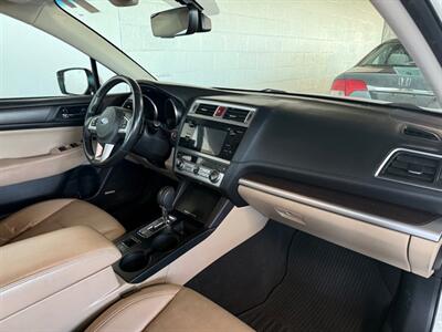 2017 Subaru Legacy 2.5i Limited - Photo 9 - Newark, IL 60541