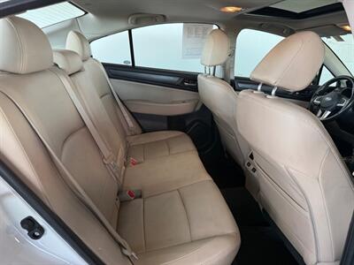 2017 Subaru Legacy 2.5i Limited - Photo 10 - Newark, IL 60541