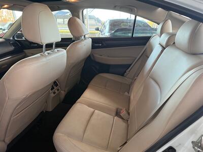 2017 Subaru Legacy 2.5i Limited - Photo 7 - Newark, IL 60541