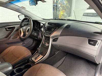 2013 Hyundai ELANTRA GLS - Photo 5 - Newark, IL 60541