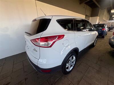 2013 Ford Escape SE   - Photo 2 - Newark, IL 60541