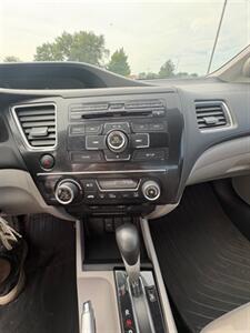 2013 Honda Civic Hybrid w/Leather w/N - Photo 6 - Newark, IL 60541