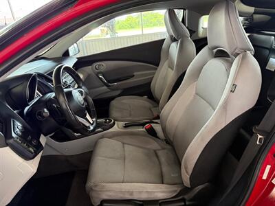 2011 Honda CR-Z EX   - Photo 8 - Newark, IL 60541