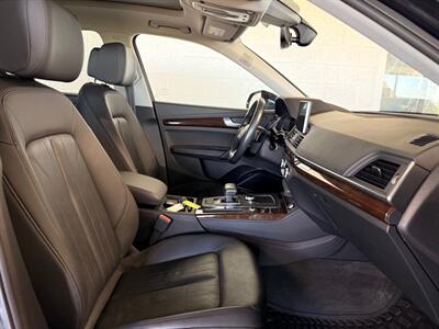 2019 Audi Q5 2.0T quattro Premium - Photo 8 - Newark, IL 60541