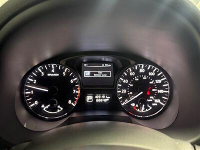 2015 Nissan Altima 2.5 SV - Photo 12 - Newark, IL 60541