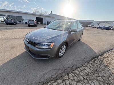 2012 Volkswagen Jetta SE PZEV   - Photo 1 - Newark, IL 60541