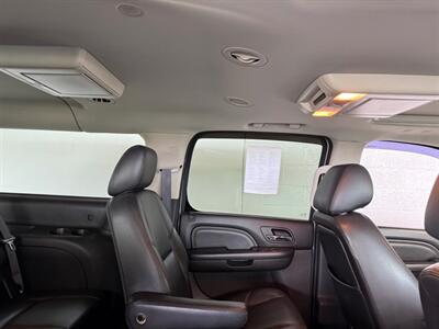 2011 GMC Yukon Denali   - Photo 13 - Newark, IL 60541