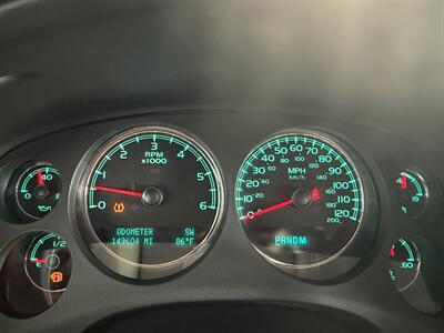 2011 GMC Yukon Denali   - Photo 18 - Newark, IL 60541