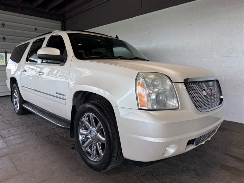2011 GMC Yukon Denali - Photo 1 - Newark, IL 60541