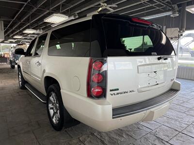 2011 GMC Yukon Denali   - Photo 4 - Newark, IL 60541
