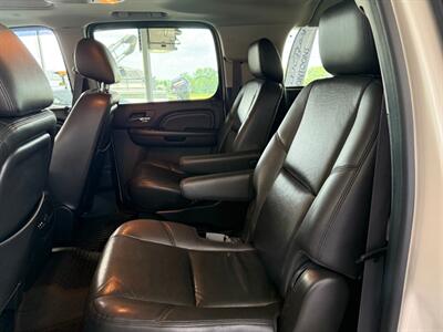 2011 GMC Yukon Denali   - Photo 15 - Newark, IL 60541