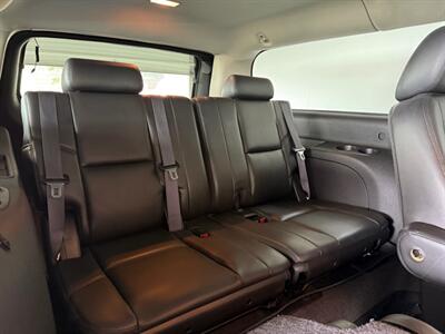2011 GMC Yukon Denali   - Photo 14 - Newark, IL 60541