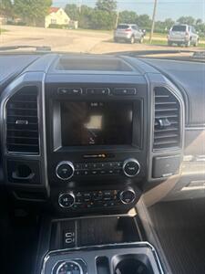2019 Ford Expedition XLT   - Photo 9 - Newark, IL 60541