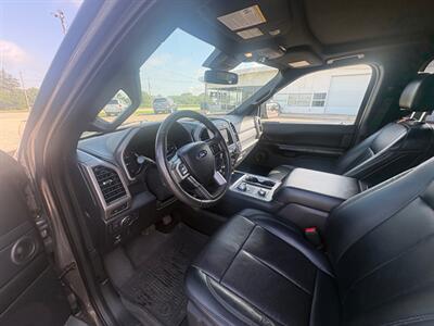 2019 Ford Expedition XLT   - Photo 5 - Newark, IL 60541