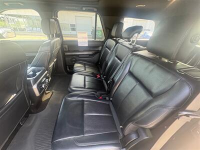 2019 Ford Expedition XLT   - Photo 7 - Newark, IL 60541