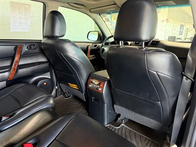 2012 Toyota Highlander Limited   - Photo 9 - Newark, IL 60541