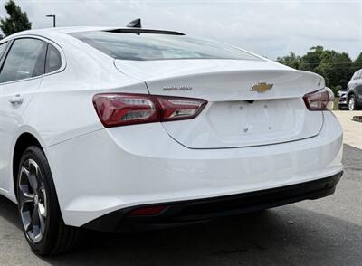 2022 Chevrolet Malibu LT - Photo 3 - Winston Salem, NC 27106