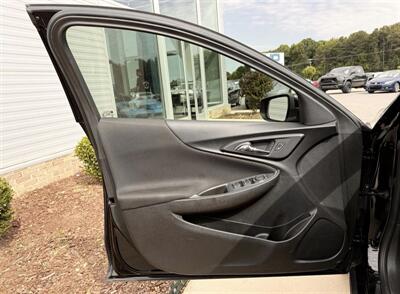 2023 Chevrolet Malibu LT   - Photo 14 - Winston Salem, NC 27106