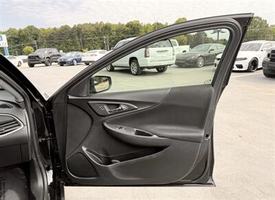 2023 Chevrolet Malibu LT   - Photo 19 - Winston Salem, NC 27106
