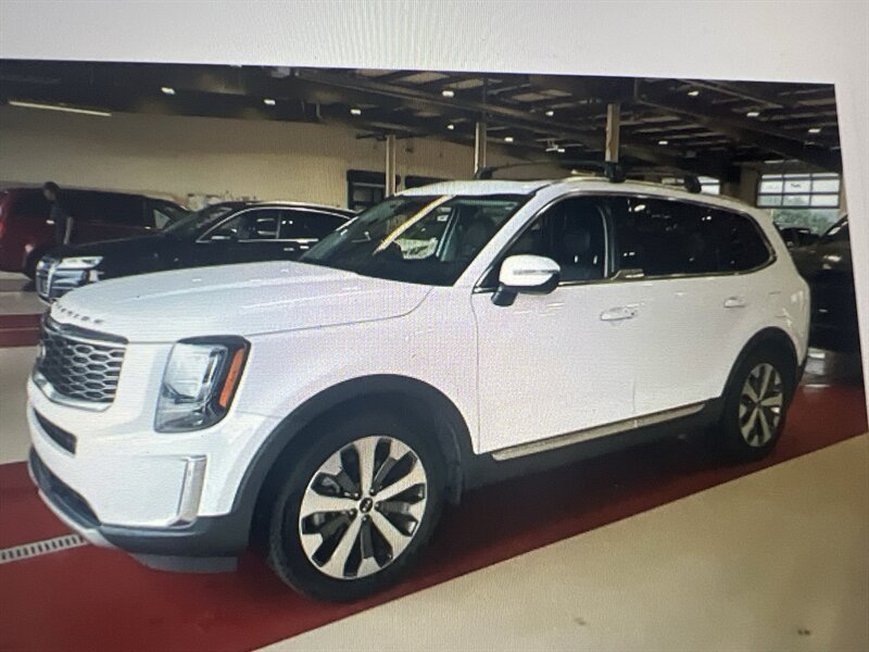 2021 Kia Telluride EX   - Photo 1 - Winston Salem, NC 27106