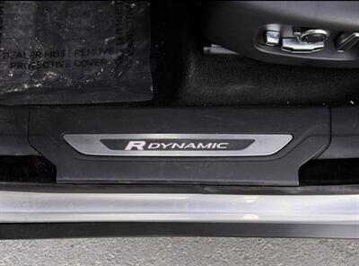 2018 Land Rover Range Rover Velar P380 R-Dynamic HSE   - Photo 25 - Winston Salem, NC 27106