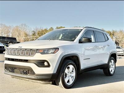 2022 Jeep Compass Latitude   - Photo 2 - Winston Salem, NC 27106