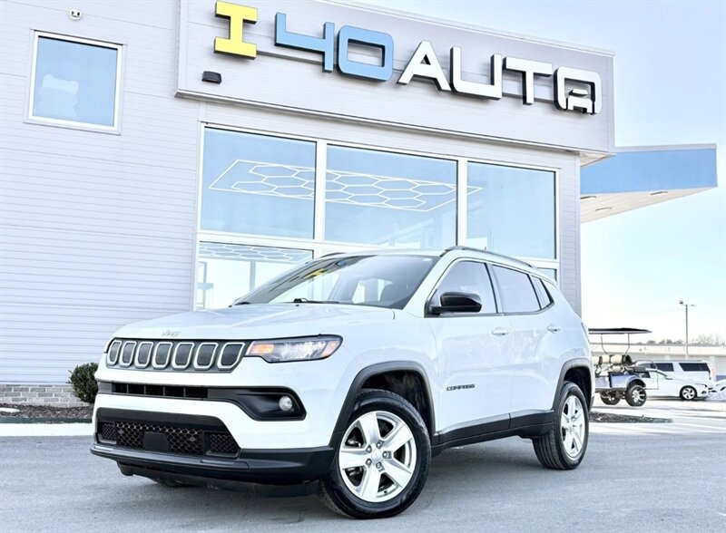 2022 Jeep Compass Latitude   - Photo 1 - Winston Salem, NC 27106