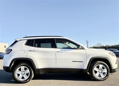 2022 Jeep Compass Latitude   - Photo 9 - Winston Salem, NC 27106