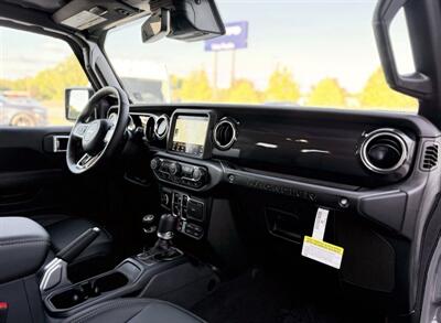 2022 Jeep Wrangler Unlimited Rubicon 392 - Photo 36 - Winston Salem, NC 27106