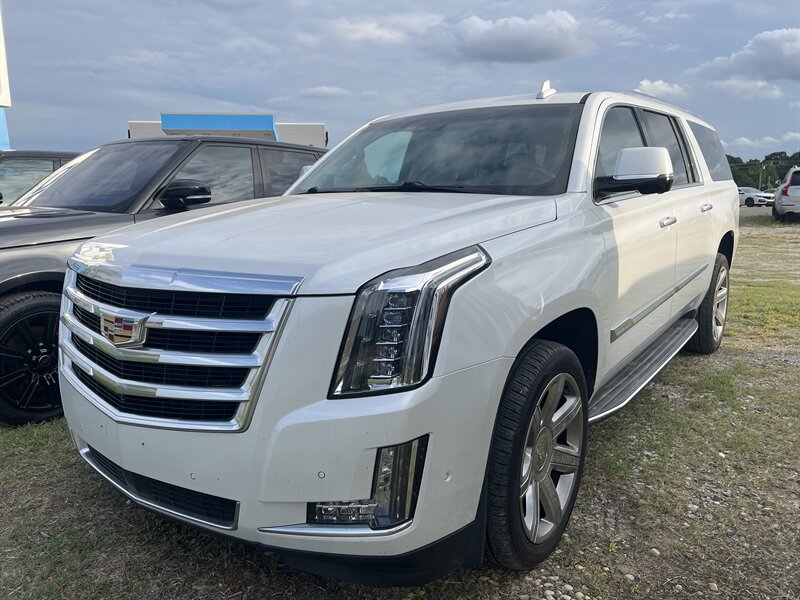 2020 Cadillac Escalade ESV Premium Luxury  