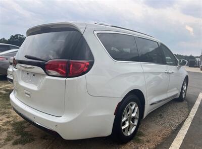 2018 Chrysler Pacifica Touring L Plus - Photo 5 - Winston Salem, NC 27106