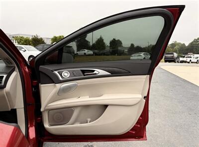 2020 Lincoln MKZ Reserve   - Photo 21 - Winston Salem, NC 27106