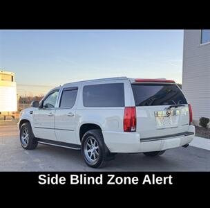 2014 Cadillac Escalade ESV Luxury - Photo 11 - Winston Salem, NC 27106