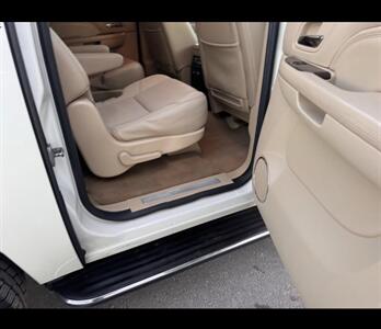 2014 Cadillac Escalade ESV Luxury - Photo 25 - Winston Salem, NC 27106