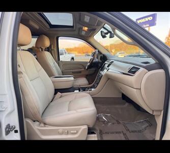 2014 Cadillac Escalade ESV Luxury - Photo 31 - Winston Salem, NC 27106