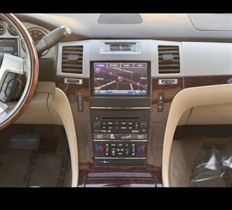 2014 Cadillac Escalade ESV Luxury - Photo 36 - Winston Salem, NC 27106