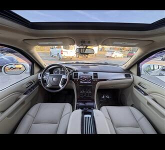 2014 Cadillac Escalade ESV Luxury - Photo 32 - Winston Salem, NC 27106