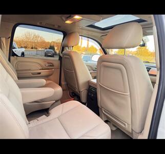 2014 Cadillac Escalade ESV Luxury - Photo 23 - Winston Salem, NC 27106
