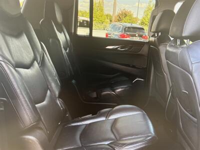 2019 Cadillac Escalade ESV Luxury   - Photo 9 - Winston Salem, NC 27106