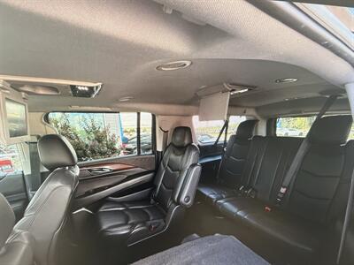 2019 Cadillac Escalade ESV Luxury   - Photo 5 - Winston Salem, NC 27106