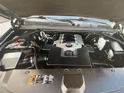 2019 Cadillac Escalade ESV Luxury   - Photo 12 - Winston Salem, NC 27106