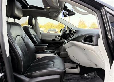 2020 Chrysler Pacifica Limited - Photo 30 - Winston Salem, NC 27106