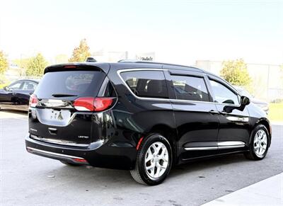 2020 Chrysler Pacifica Limited - Photo 13 - Winston Salem, NC 27106