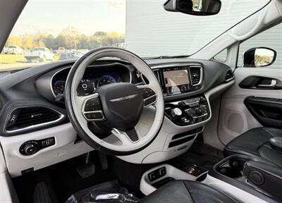 2020 Chrysler Pacifica Limited - Photo 21 - Winston Salem, NC 27106