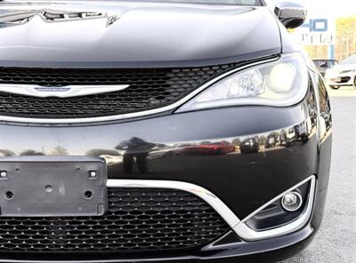 2020 Chrysler Pacifica Limited - Photo 10 - Winston Salem, NC 27106