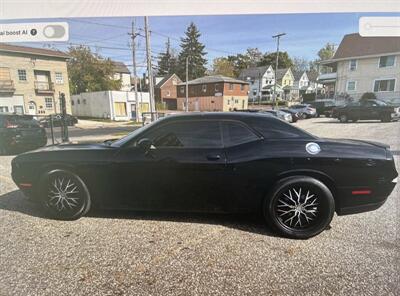 2017 Dodge Challenger R/T   - Photo 5 - Winston Salem, NC 27106