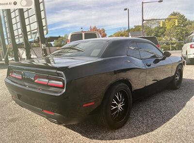 2017 Dodge Challenger R/T   - Photo 4 - Winston Salem, NC 27106